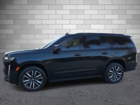 Used 2021 Cadillac Escalade Sport image 2