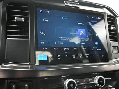 New 2026 Ford F250 Lariat w/ Black Appearance Package
