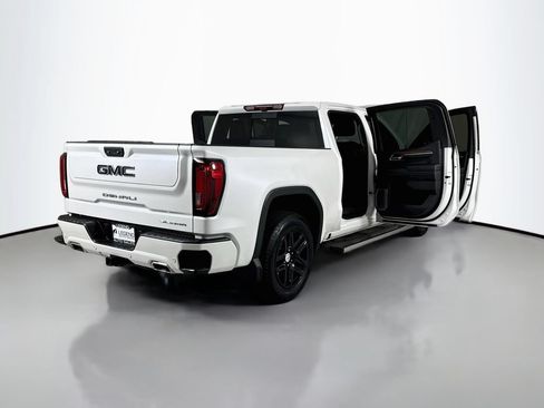 Used 2023 GMC Sierra 1500 Denali w/ Technology Package AWD/4WD image 25