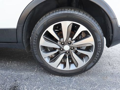 Used 2017 Buick Encore Preferred image 8