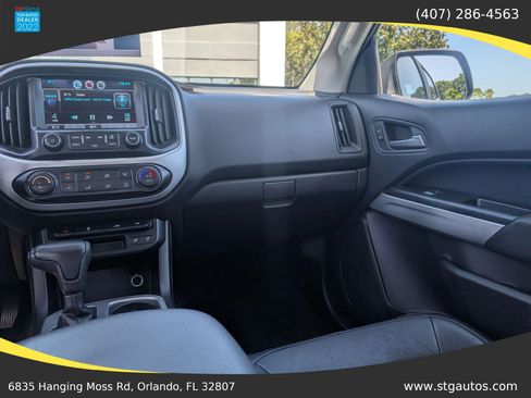 Used 2015 Chevrolet Colorado LT w/ Luxury Package RWD image 19