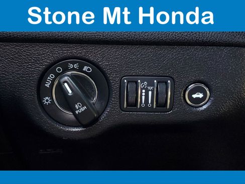 Used 2023 Chrysler 300 S image 31