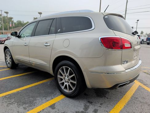 Used 2017 Buick Enclave Leather AWD/4WD image 4