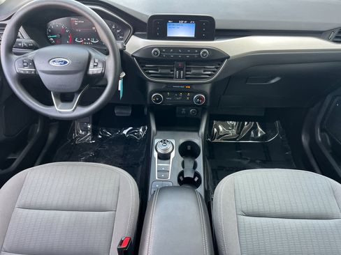 Used 2021 Ford Escape S image 4