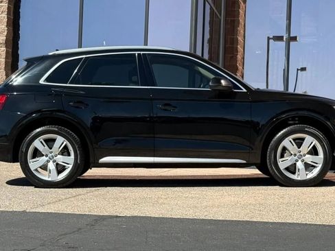 Used 2018 Audi Q5 2.0T Premium Plus w/ Premium Plus Package image 21