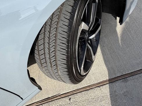 Used 2022 Honda Accord Sport image 9