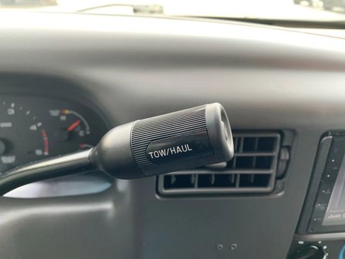 Used 2003 Ford F350 162 W.B. 4D image 17