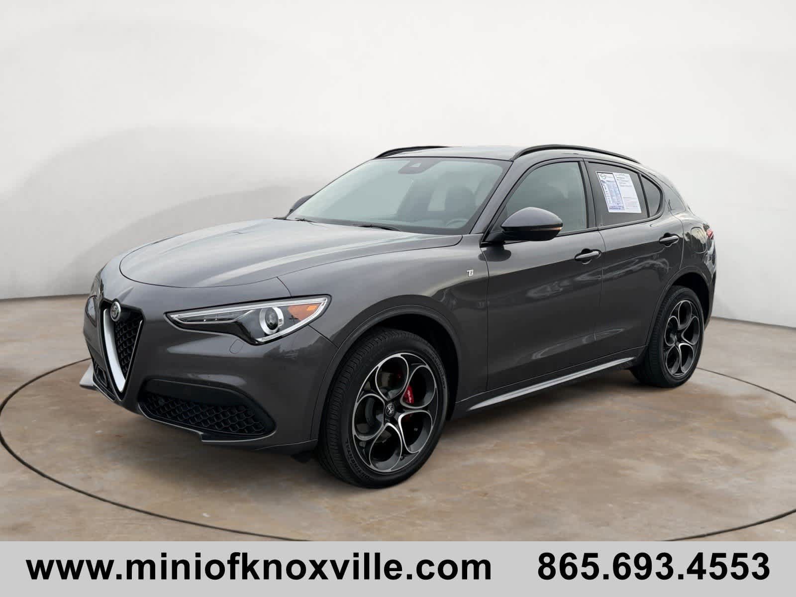 Used 2023 Alfa Romeo Stelvio Ti w/ Active Assist Plus Package AWD/4WD image 7