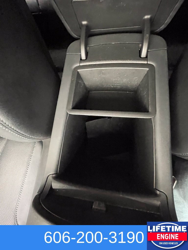 Used 2023 Hyundai Santa Fe Calligraphy AWD/4WD image 16