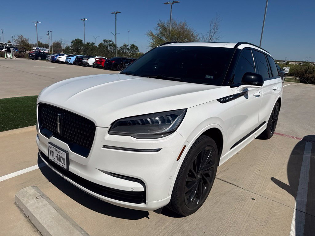 Used 2024 Lincoln Aviator Reserve w/ Jet Appearance Package AWD/4WD image 8
