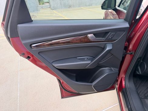 Used 2019 Audi Q5 2.0T Premium AWD/4WD image 20