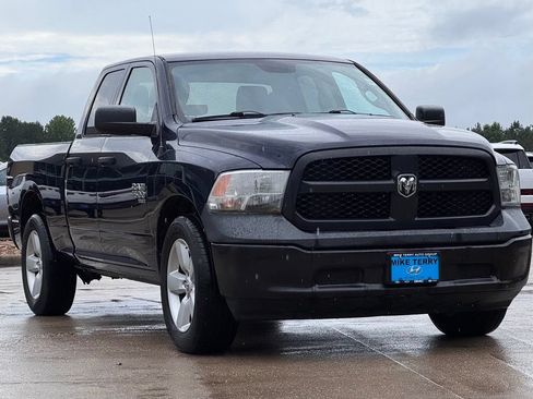 Used 2019 RAM 1500 Tradesman RWD image 7