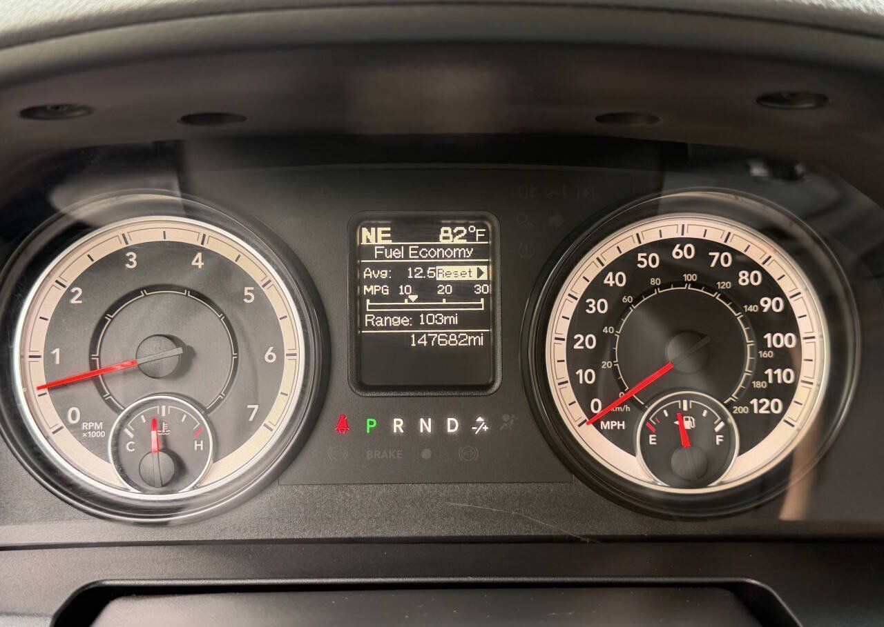Used 2016 RAM 1500 Classic SLT AWD/4WD image 20