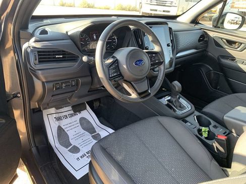 Used 2025 Subaru Forester Premium w/ Convenience Package #1 AWD/4WD image 14