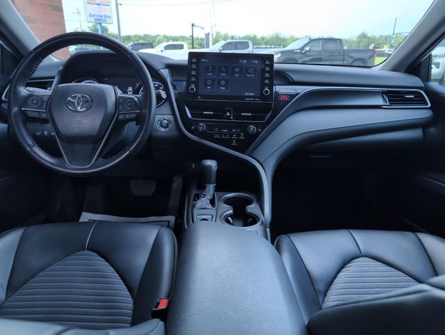 Used 2023 Toyota Camry SE AWD/4WD image 14