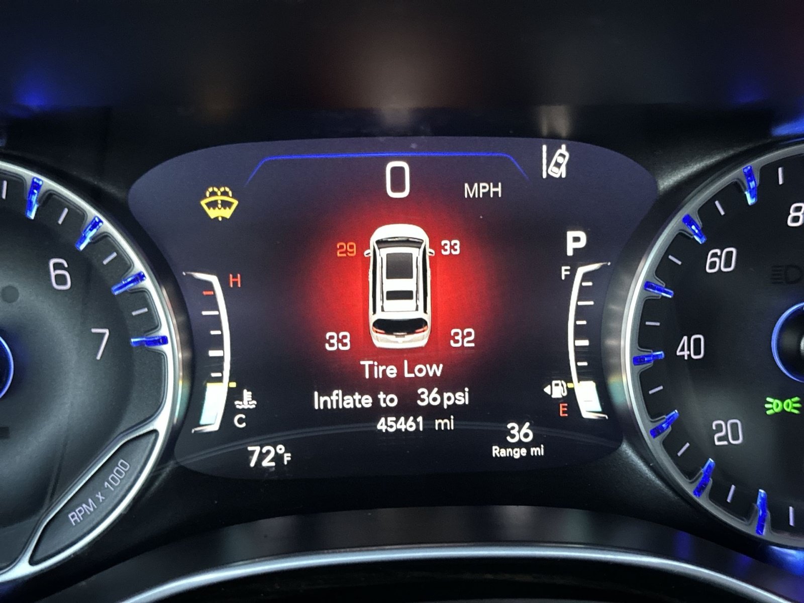 Used 2024 Chrysler Pacifica Limited FWD image 18