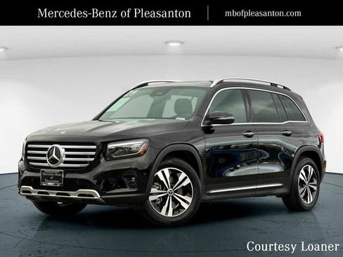 Used 2025 Mercedes-Benz GLB 250 image 1