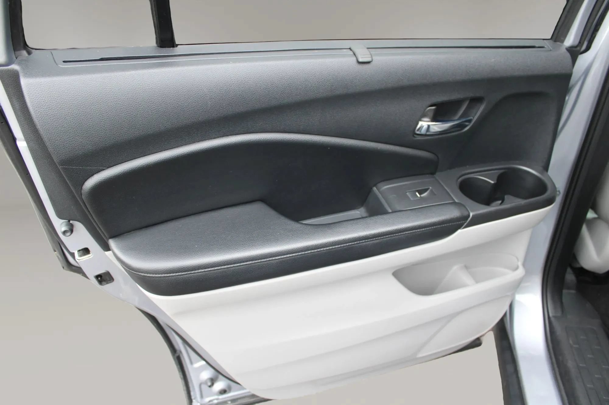 Used 2020 Honda Pilot Touring image 17