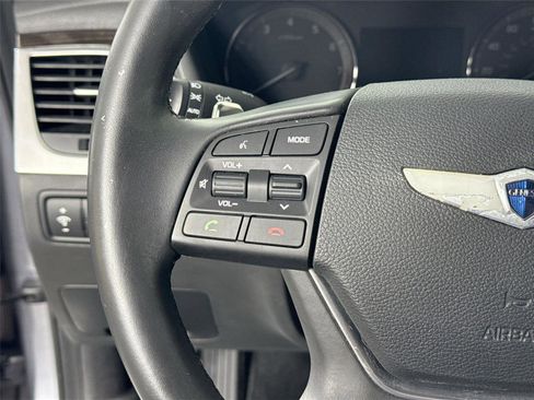 Used 2016 Hyundai Genesis 3.8 image 17