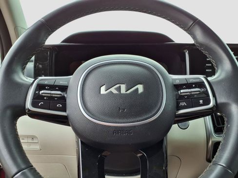 Used 2023 Kia Sorento EX w/ Panoramic Sunroof Package image 21