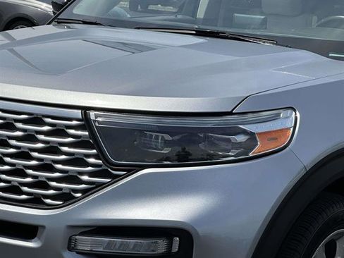 Used 2020 Ford Explorer Platinum w/ Premium Technology Package AWD/4WD image 7