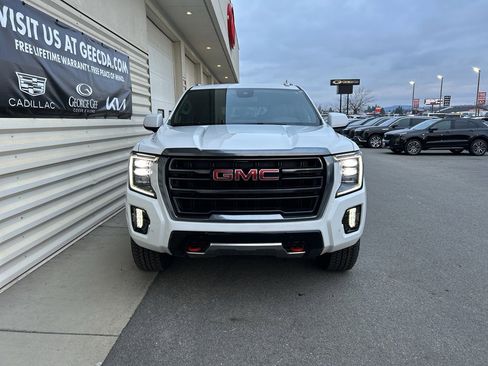 Used 2024 GMC Yukon AT4 w/ Max Trailering Package image 2
