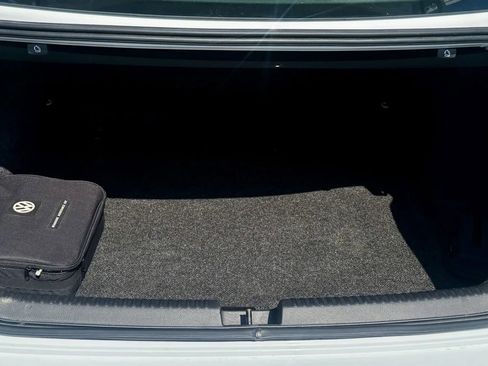 Used 2017 Volkswagen Jetta S image 7