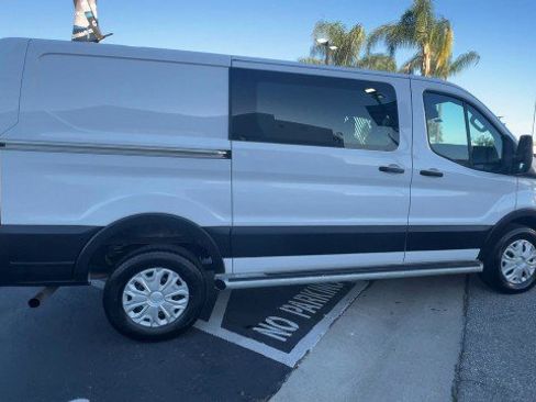 Used 2024 Ford Transit 250 Minivan/Van w/ Exterior Upgrade Package image 9