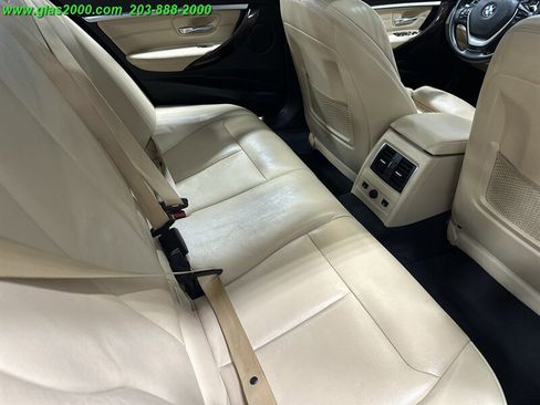 Used 2017 BMW 330i xDrive Sedan image 10