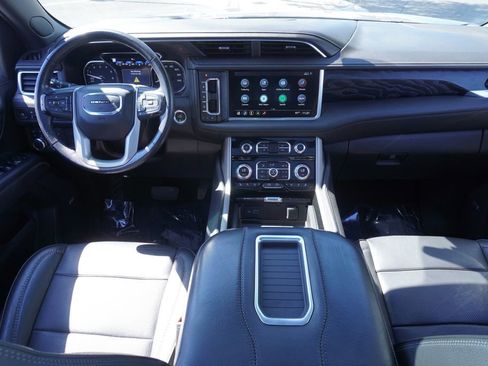 Certified 2021 GMC Yukon Denali w/ Denali Premium Package image 12