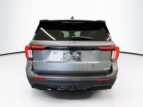 Used 2025 Ford Explorer ST-Line w/ ST-Line Street Pack AWD/4WD image 7
