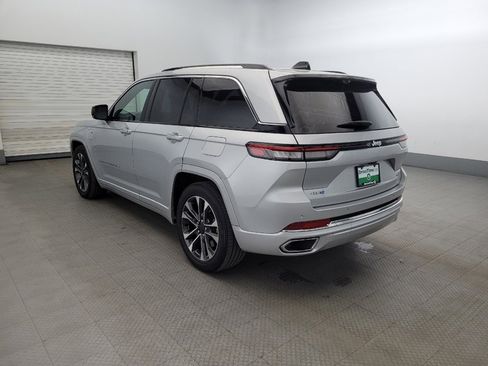 Used 2022 Jeep Grand Cherokee Overland w/ Luxury Tech Group IV image 5