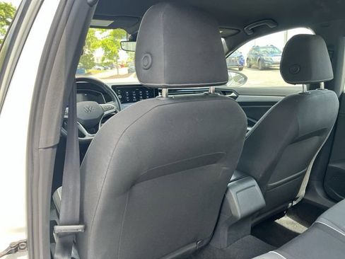 Used 2025 Volkswagen Jetta Sport FWD image 31