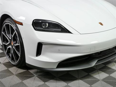 New 2026 Porsche Taycan AWD/4WD image 39