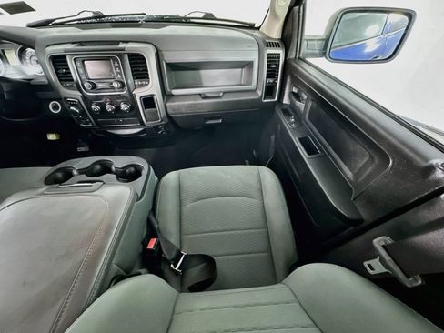 Used 2015 RAM 1500 Express AWD/4WD image 11