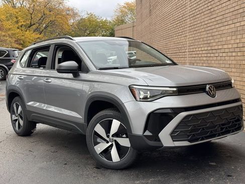 New 2025 Volkswagen Taos S image 2