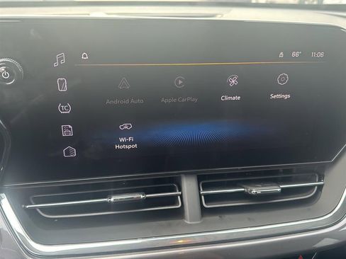 Used 2025 Chevrolet Trax ACTIV w/ Driver Confidence Package image 13