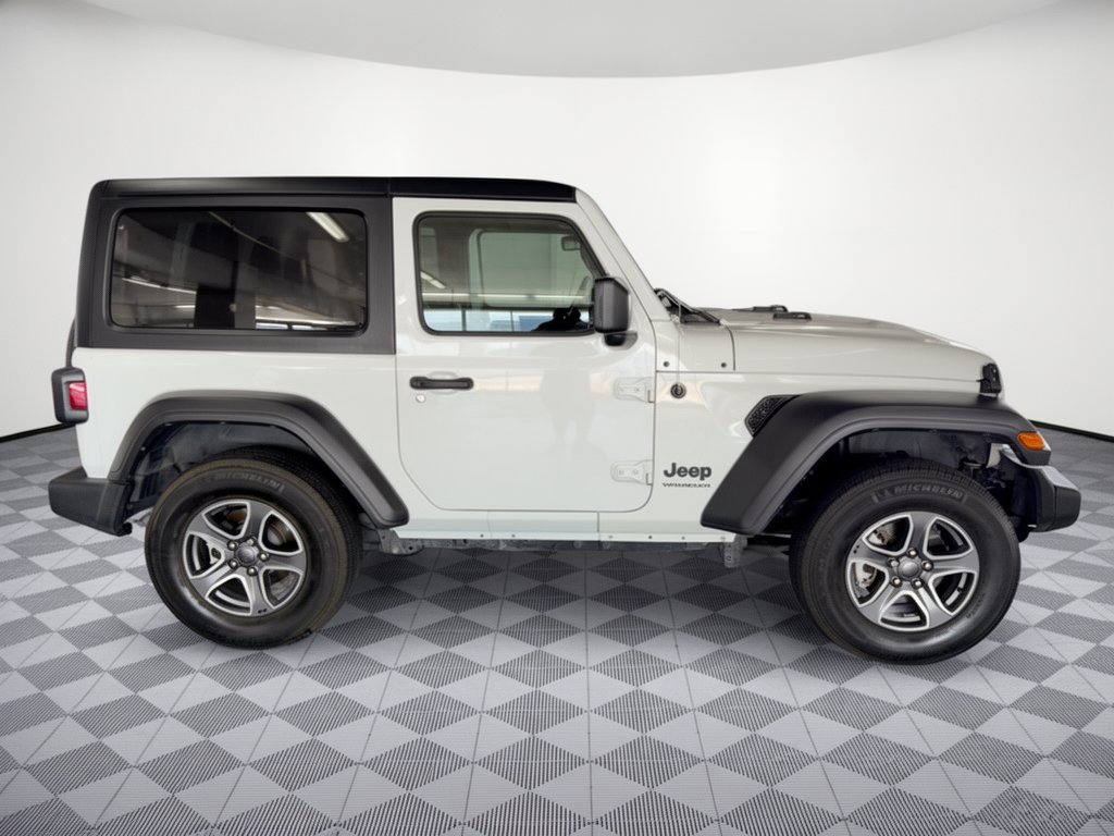 Used 2022 Jeep Wrangler Sport AWD/4WD image 8
