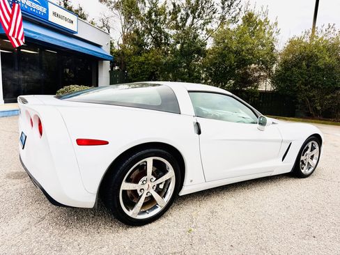 Used 2009 Chevrolet Corvette Coupe w/ Preferred Equipment Group image 27