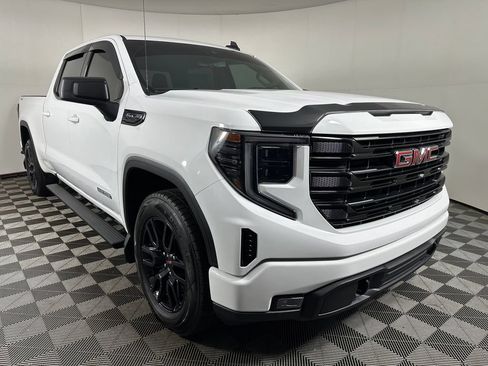 Used 2022 GMC Sierra 1500 Elevation AWD/4WD image 7