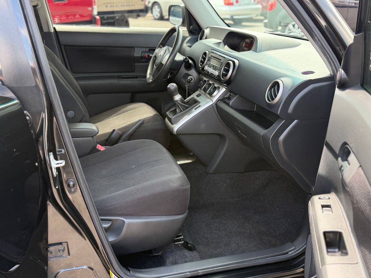 Used 2009 Scion xB FWD image 55