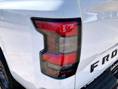 Certified 2025 Nissan Frontier SV RWD image 49