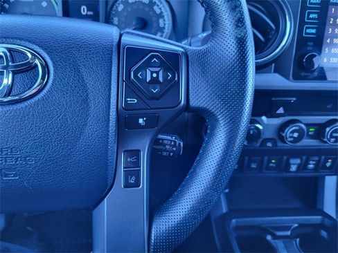 Used 2019 Toyota Tacoma TRD Off-Road w/ Technology Package image 19