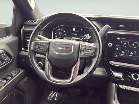 Used 2025 GMC Sierra 2500 AT4 AWD/4WD image 14