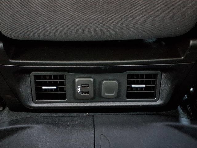 Used 2021 Chevrolet Silverado 1500 RST AWD/4WD image 11