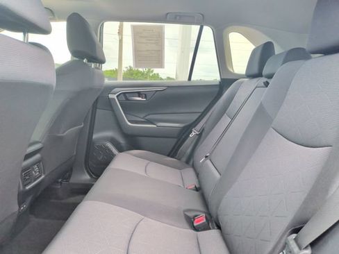 Used 2022 Toyota RAV4 XLE w/ Convenience Package AWD/4WD image 32