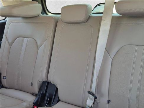 Used 2024 Ford Expedition Limited RWD image 13