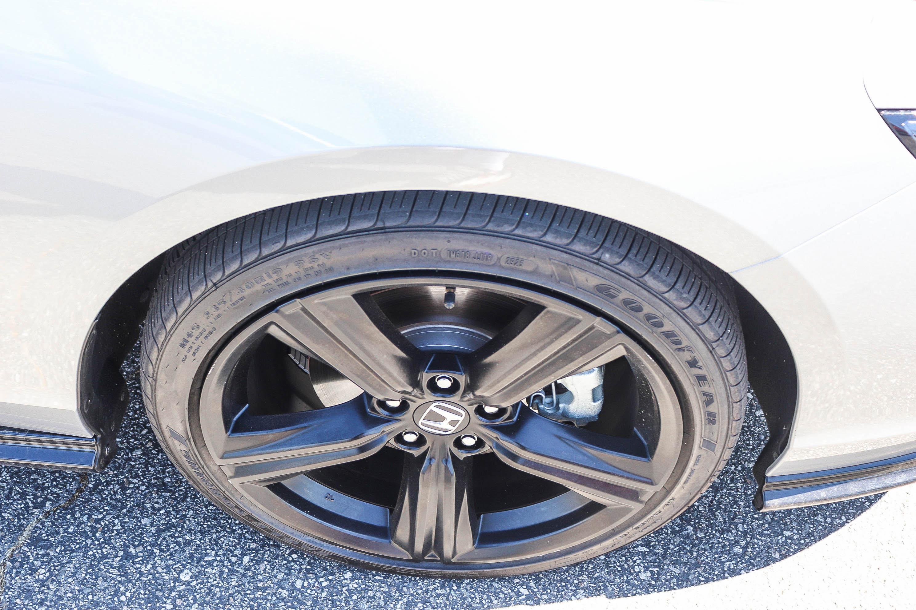Used 2025 Honda Accord Sport image 7