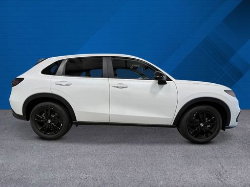 New 2026 Honda HR-V Sport image 2