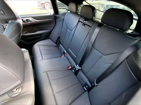 Certified 2025 BMW i4 eDrive40 w/ M Sport Package RWD image 20